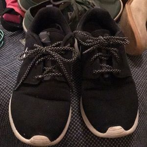 Gently used Nike Roche sneakers.